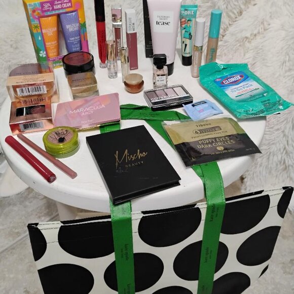 Name Brand Cosmetics Bundle  NEW - Picture 1 of 16